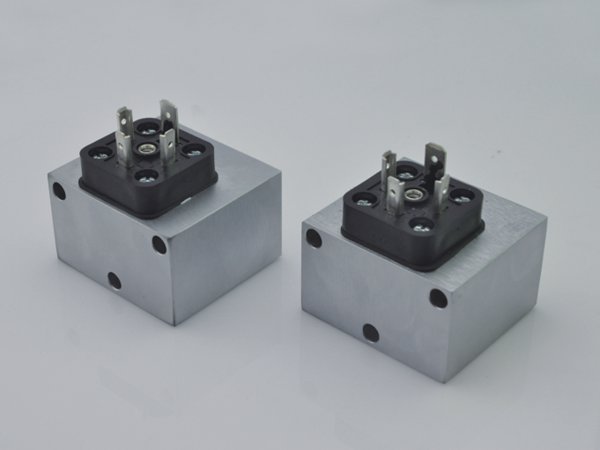 Proporcionálne solenoidy pre hydrauliku